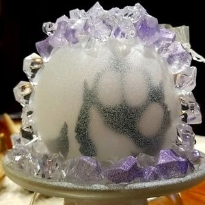 Wolf howling... wolf paw print. Shadow glass...